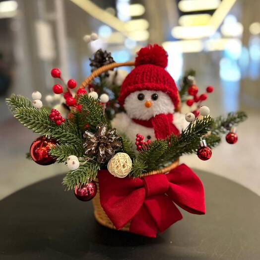 Снеговик в корзине