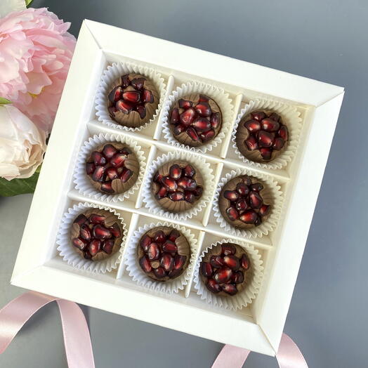 Конфеты гранат в шоколаде подарок