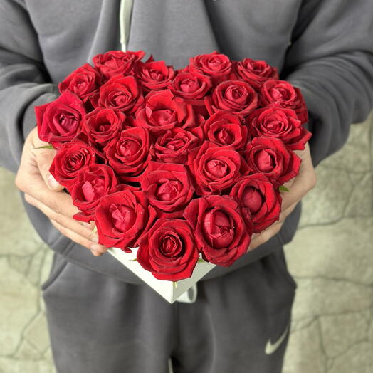 Сердце из роз