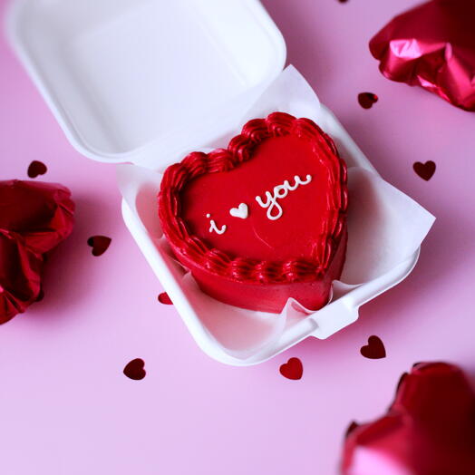 Бенто торт красный с рюшами «I love you»