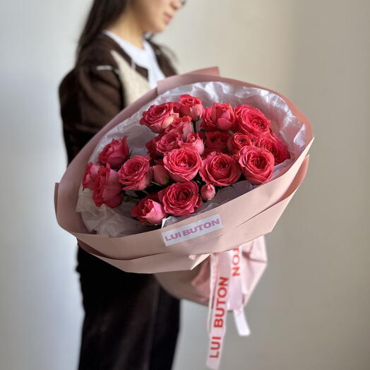 Букет "7 ярких кустовых роз"