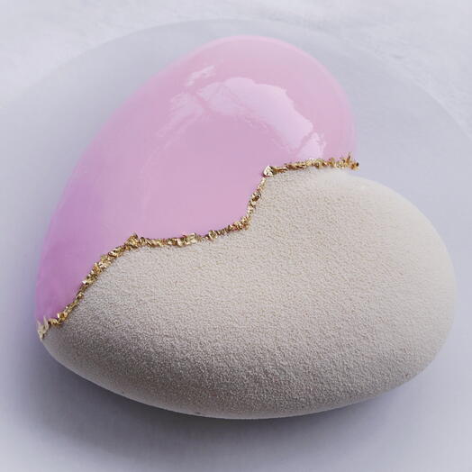 Торт - сердце с двойным покрытием