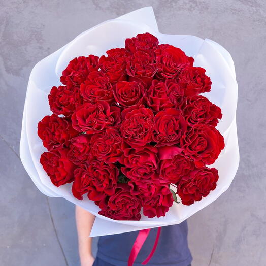 Букет из 21 красной пионовидной розы Эквадор Хартс ♥️