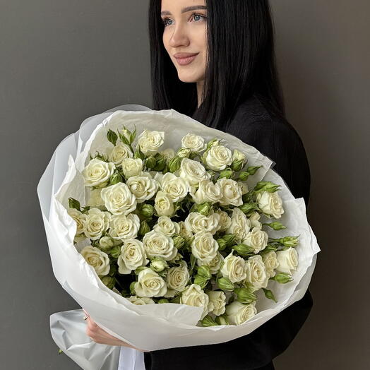 Букет из 9 кустовых роз