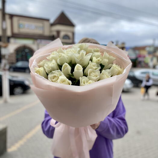 Букет из белых роз