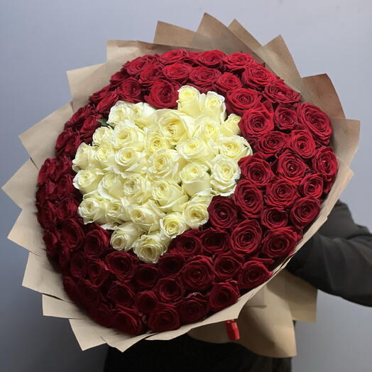 БУКЕТ ИЗ 101 КРУПНОЙ РОЗЫ (♥️) С СЕРДЦЕМ