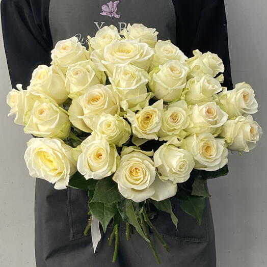 Букет из 25 белых пионовидных роз Candel light