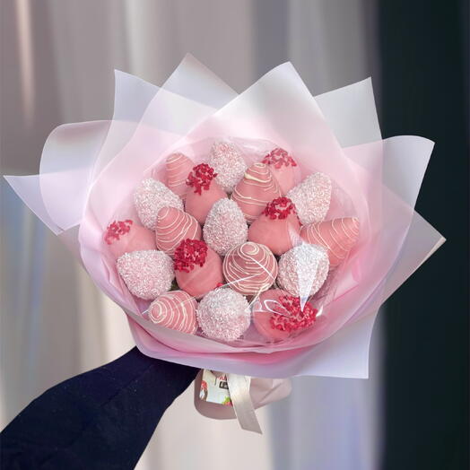 Нежный букет из 19 клубник в шоколаде 🎀