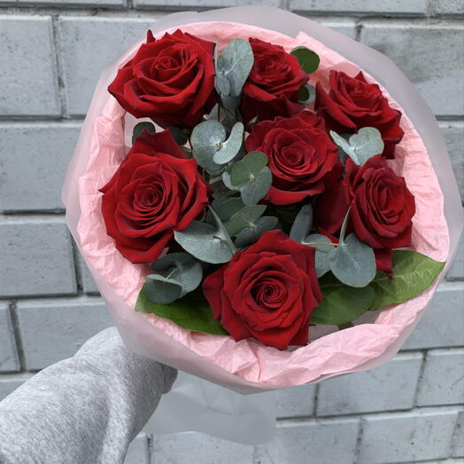 Букет из 7 красных роз 🌹