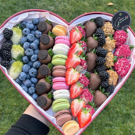 Chocolate Strawberry Box
