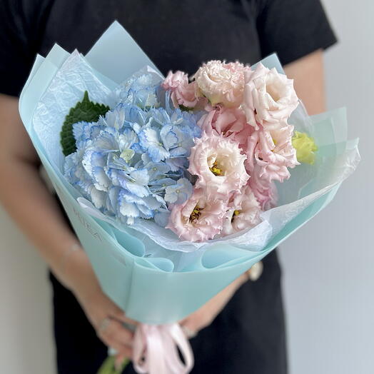 Букет - кружевная эустома и гортензия 🩵🌸