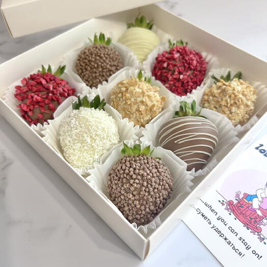 Клубника в шоколаде 9-12шт Ассорти