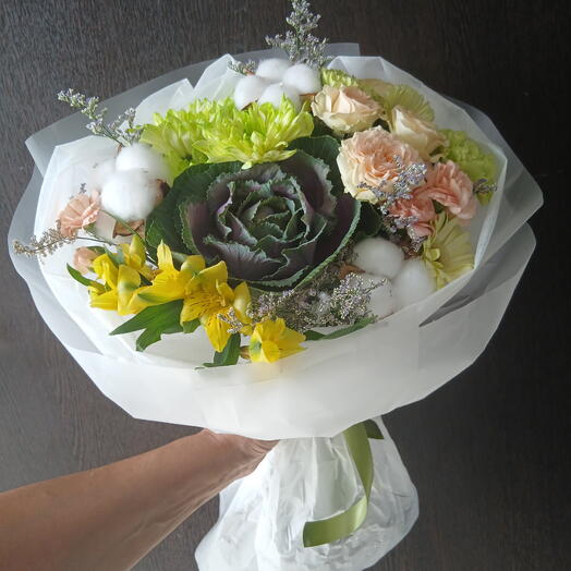 Букет сборный с брасикой и хлопком.
Букетная s