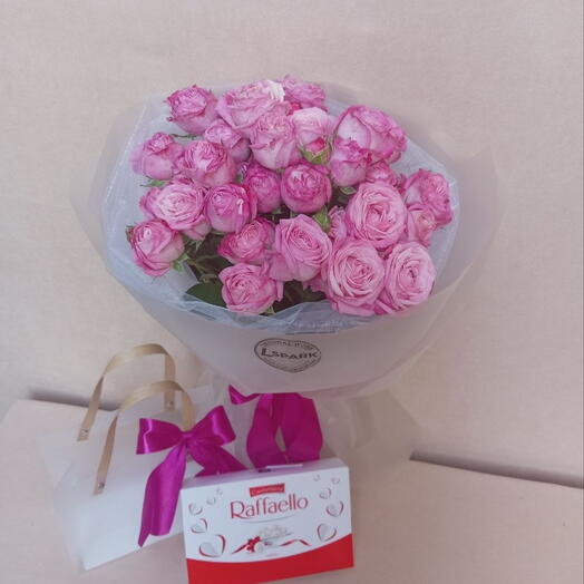Pink Roses   Raffaello