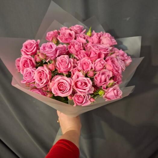 Букет из 9 ярких кустовых роз 🤗 🤗 🤗