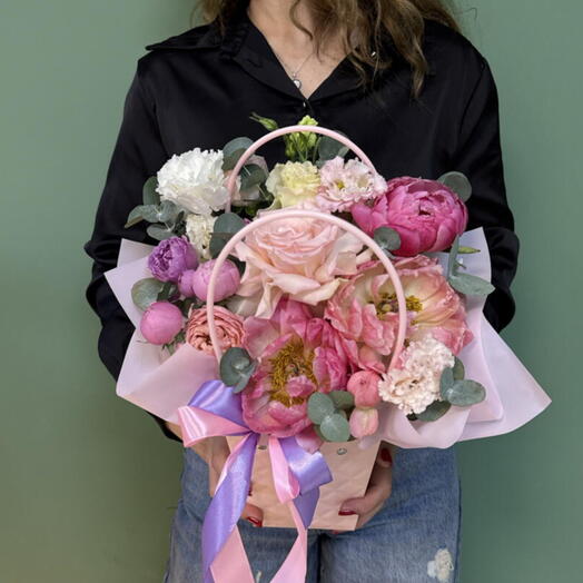 Ароматная композиция из сезонных цветов 🎀