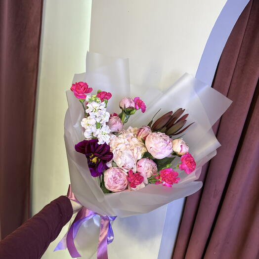 Дофаминовый букет с пионами (04937)