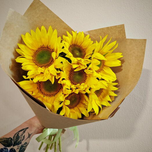 🌻🌻🌻Букетик из семи подсолнухов в крафте