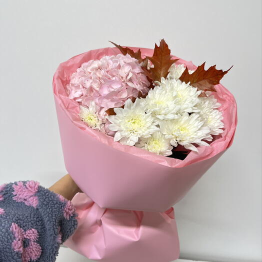 Букет с гортензией и хризантемой 🌸
