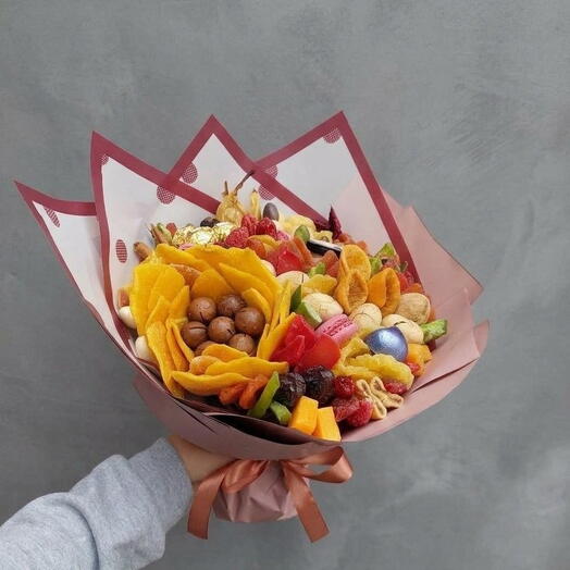 Букет из сухофруктов и орехов 🌻