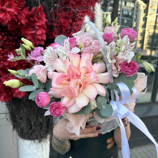 Композиция с ажурной розой 🌸🩷