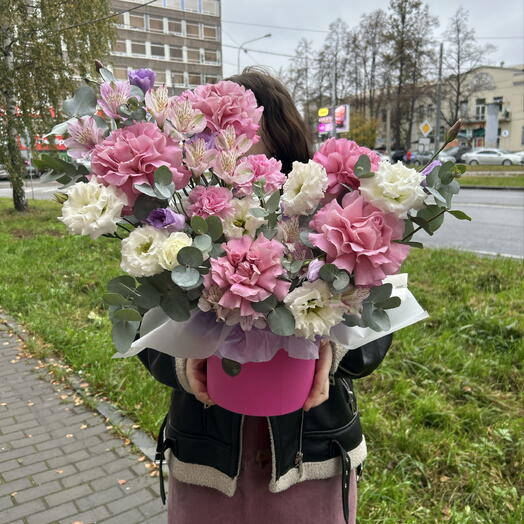 Цветы в коробке Мираж