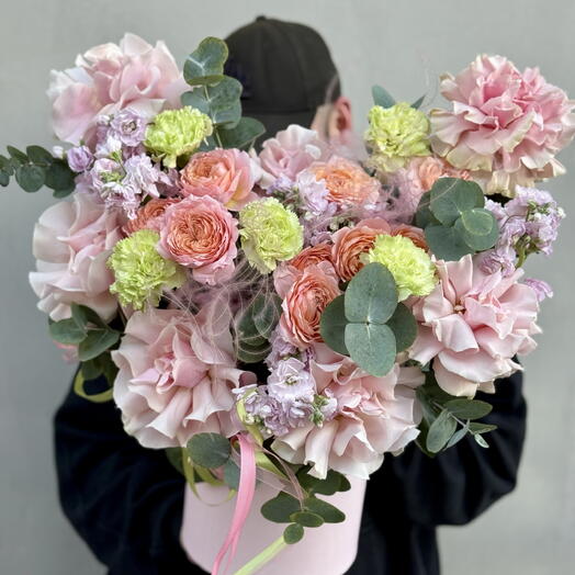Композиция в шляпной коробке «Кружевное облако» 🌸