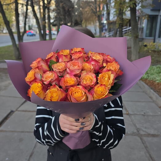 21 оранжевая роза