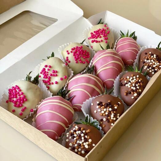 Fresa en chocolate "Piropo boxeo"