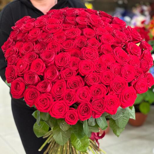 101 red roses