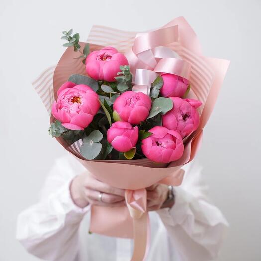 Коралловые пионы