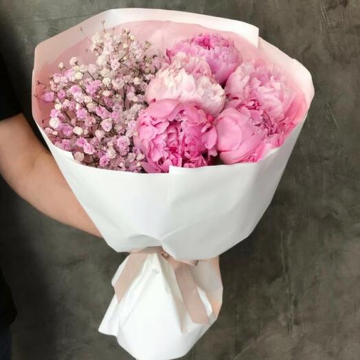 Bouquet with peony