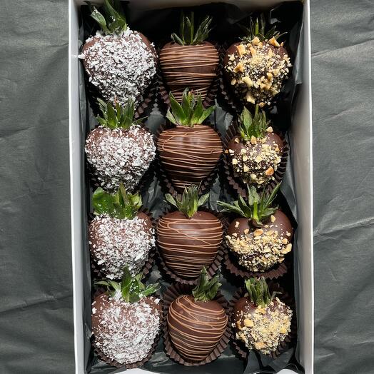 SIZE M | chocolate covered strawberries | клубника в шоколаде