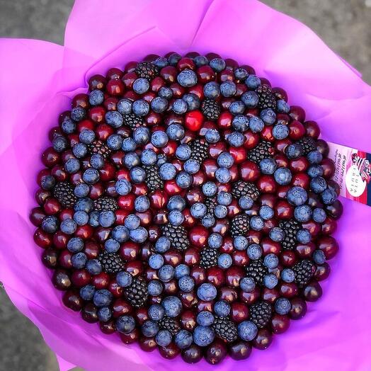 Ramo de cerezas "baya boom"