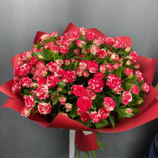 Bouquet of bright bush roses 21 branches