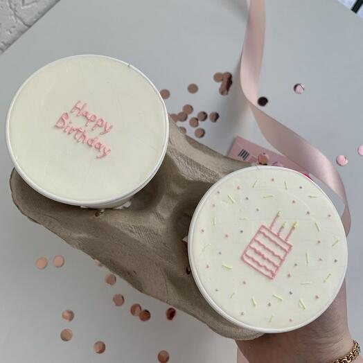 Торт в стаканчике с надписью "Happy Birthday", торт для парня, торт для девушки, торт для подруги, торт для друга