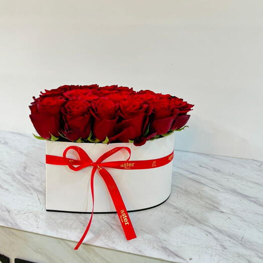 Oh My Lovely Heart: Fresh Red Roses in a Heart-Shaped Box