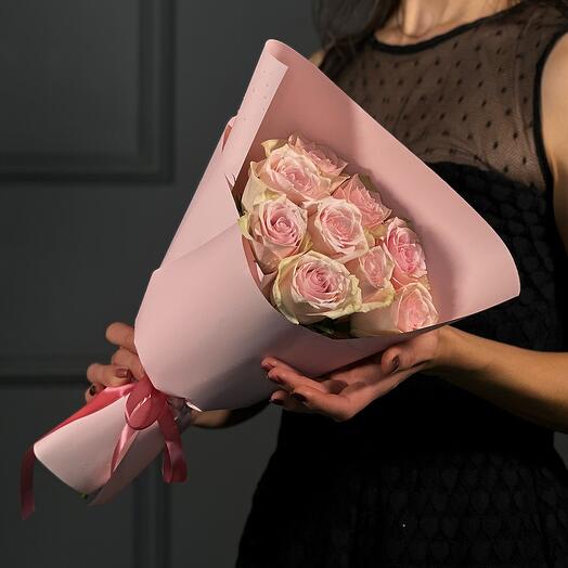 Bouquet of 9 delicate pink roses in designer packaging