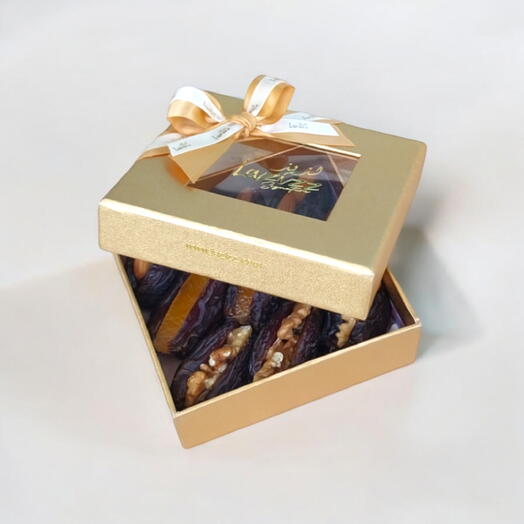 Golden Signature gift box 9pcs stuffed mejdool date