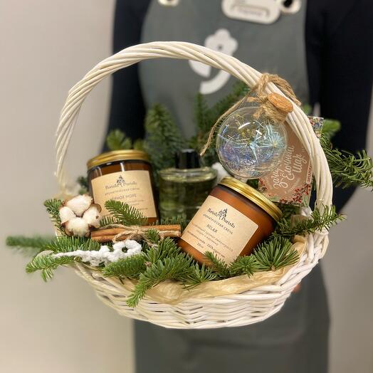 Подарочный набор с ароматами для дома ручной работы и зачарованным шаром