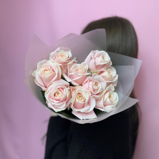 Bouquet of 9 soft pink roses