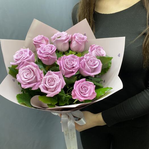 Букет из 11 лавандовых роз «Мэри тим»