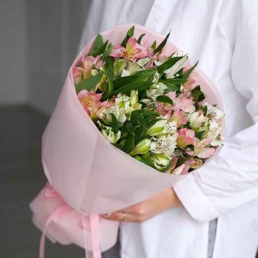 Ramo de alstroemeria rosa y blanca
