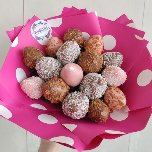 Клубника в шоколаде Pinky Berry