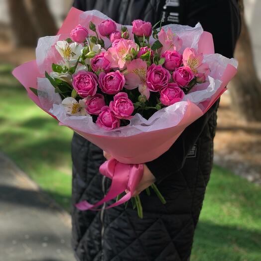 Пион роза мисти баблз и альстромерия Б12