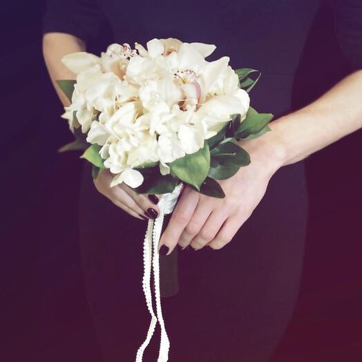 Bride's bouquet of Orchids with Hydrangeas