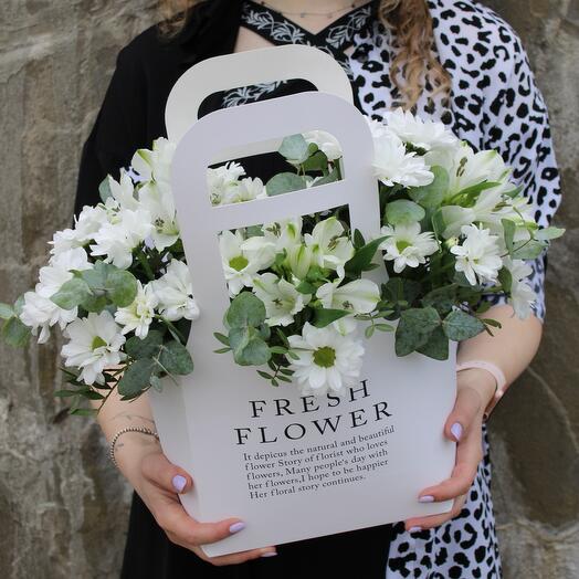 Цветы в сумочке Flowers