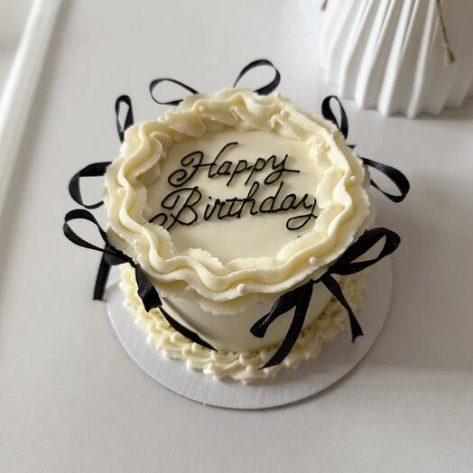 Бенто торт ламбет с бантами  happy birthday