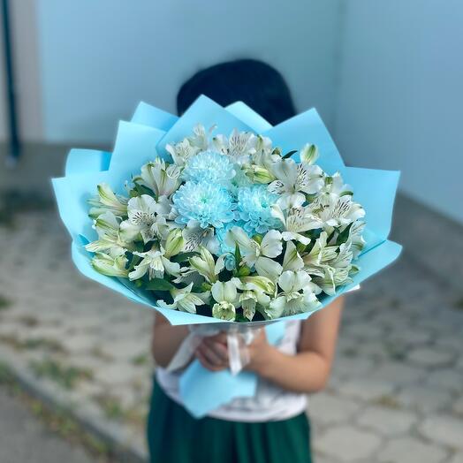 Букет из Хризатемы кустовой и альстромерии