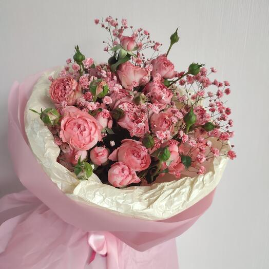 Букет из розовой кустовой розы Фемка